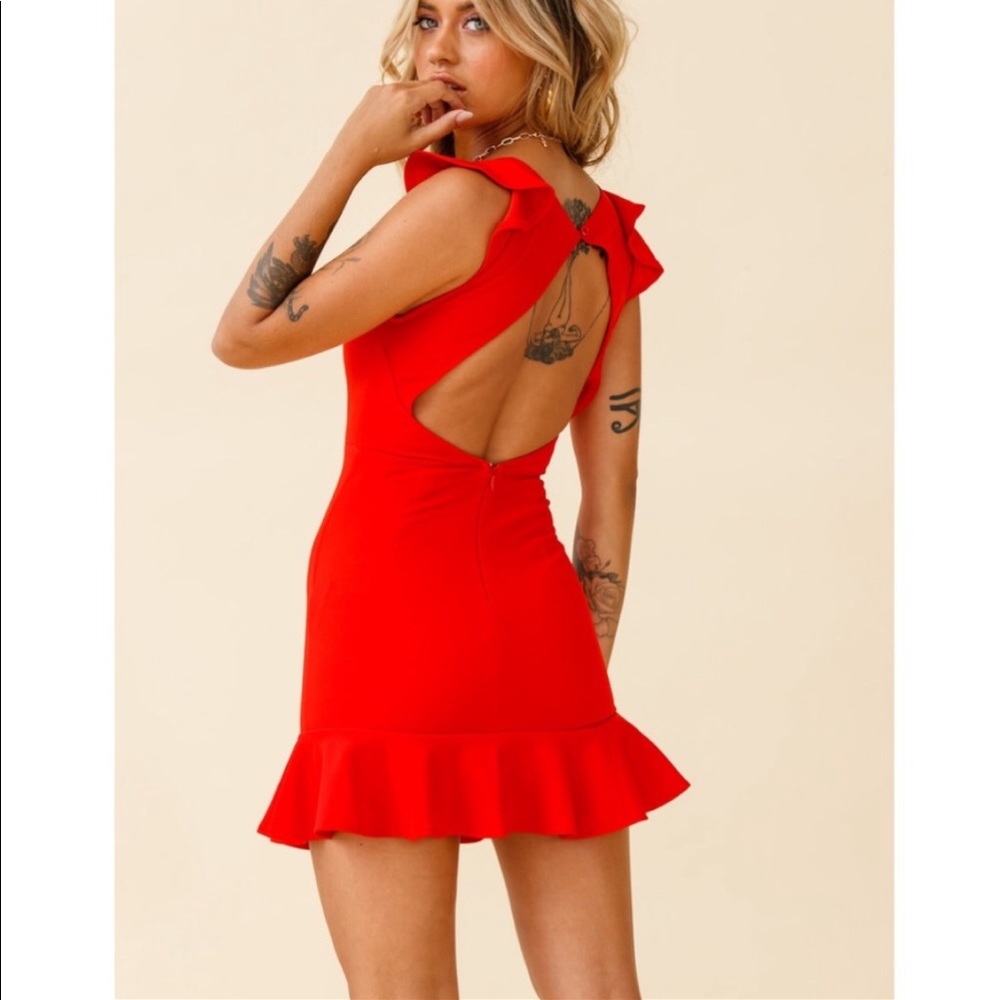 RED CUT-OUT BUST RUFFLE SHOULDER MINI DRESS - Picture 4 of 6